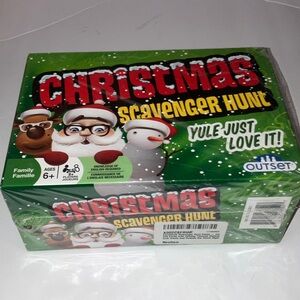 Outset Christmas Scavenger Hunt Game - Festive Green